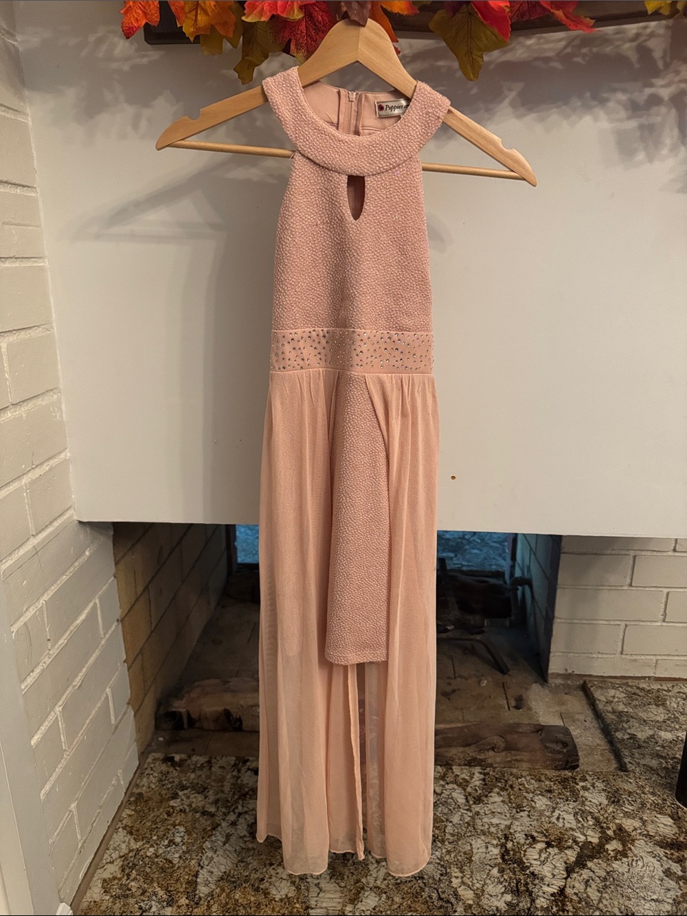 Sleeveless Pink Halter Evening Dress with Sheer Skirt